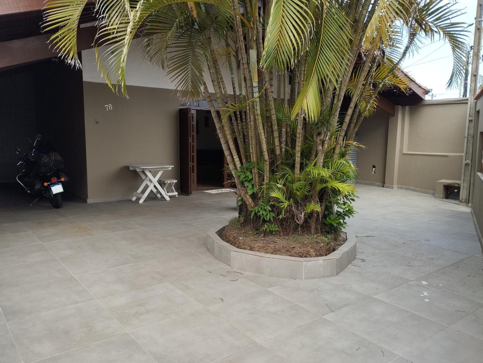 Casa de Férias Casa A 50 Metros Da - No Local Da Pg *