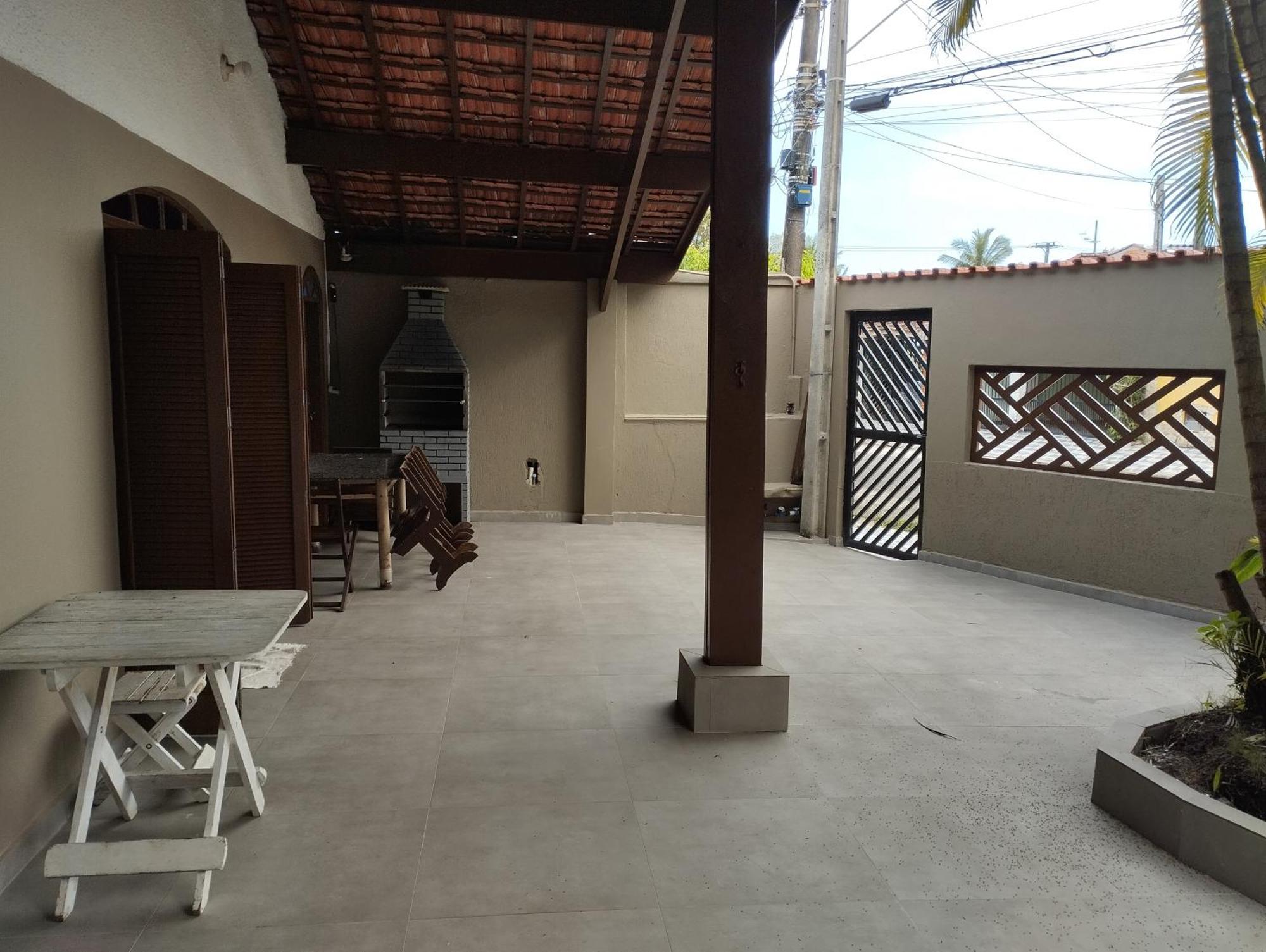 Casa de Férias Casa A 50 Metros Da - No Local Da Pg *